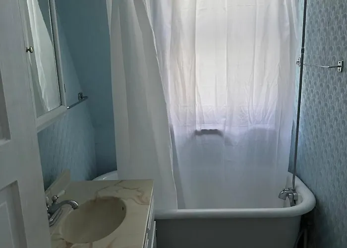 Appartement Rustic Getaway, Woodsy Area Private 2nd Level Rockford